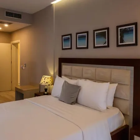 Hotel Magllara 4*